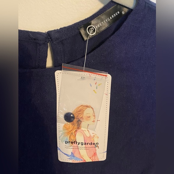 Pretty Garden women’s top, Small - Picture 2 of 3
